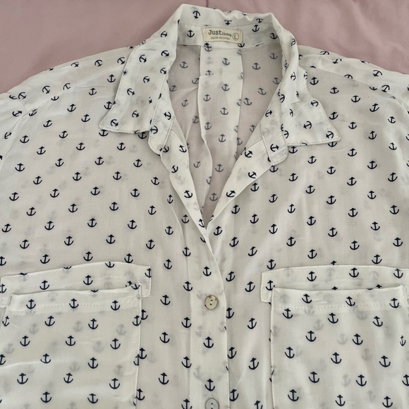 Just Living white anchor print button up roll tab sleeve shirt, size L marine - Picture 11 of 16